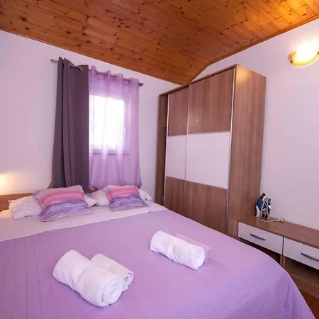 Vila Ferien Haus Betty Holiday House